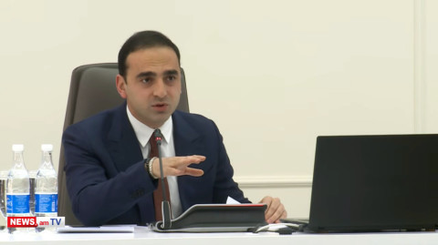 «Դուք ձեր քուչում չեք, ձեր լեքսիկոնում մի քիչ զուսպ եղեք». Ավինյանը՝ ավագանու անդամին