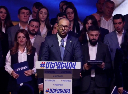 Ո՞ւմ է պետք ձեր սիրելի ասֆալտը, երբ ամենուրեք ադրբեջանական դրոշներ են. Ռուբեն Մխիթարյան