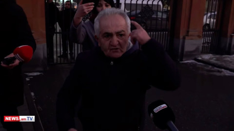 «Մի հատ որդ ա ընկել էս ժողովրդի մեջ, ոչ խելք ունի, ոչ էլ». քաղաքացին՝ Փաշինյանի մասին
