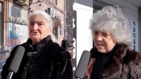 «Նիկոլը սրտիկն Ալիեւին ու Աննա Հակոբյանին է ուղարկում». վանաձորցիների կարծիքը