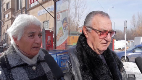 «Փաշինյանի խորաթան լսեցի, քրֆեցի, քիչ մնաց տելեվիզորը ջարդեմ». գյումրեցի թոշակառուները վրդովված են