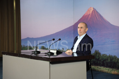 Եթե ասեին՝ ունենալու ենք այս պատկերը, կասեի՝ հոգեկան հիվանդ է․ Քոչարյանը՝ եկեղեցու դեմ արշավի մասին