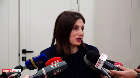Երգելու եւ նվագելու շնորհք չունեմ. ինչո՞ւ է Ավանեսյանը պարում վարչապետի դիսկոտեկին