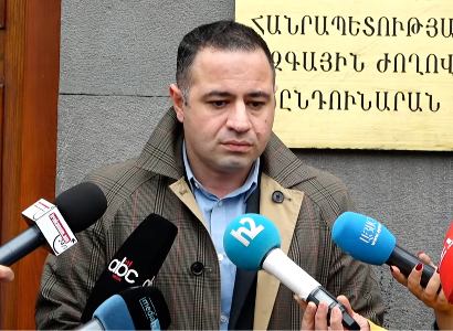 «Պոլիկլինիկաների հերթերը գնացե՛ք, տեսեք. բժիշկները 19 հազար դրամ աշխատավարձ են ստանում»