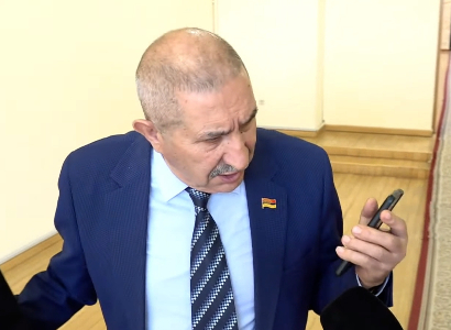 Ո՞վ կարող է ինձ կարգի հրավիրել. Գագիկ Մելքոնյան