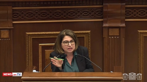 Դուք մտածում եք մինչեւ հունիս յոլա տանեն, հունիսից հետո թեկուզ ջրհեղեղ. Կյուրեղյան