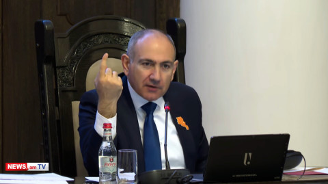 Ձե՞ռ եք առել, ՊԵԿ նախարարին բլոտով կրեք, հաջորդ օրը սպեցնազը կմտնի. Փաշինյան