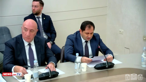 Շարքային զինծառայողների արձակուրդների օրերն են ավելացել. Պապիկյանի զեկույցը՝ ԱԺ–ում