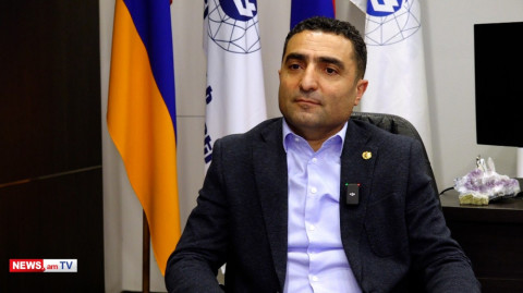 Նորմալ է, երբ թիմակիցներիս եմ նշանակում ղեկավար պաշտոնների.Պետրոսյանը`ՀԷՑ-ը ՔՊ շտաբ դարձնելու մասին