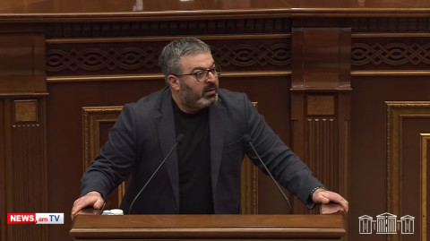 Բարեգործություն անող կինը կալանքի տակ չէ, ձեր քարոզարշավին է մասնակցում. Դանիելյանը՝ ՔՊ–ականներին