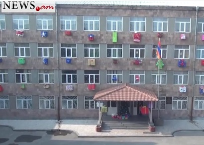 Երեւանի ամենաօրիգինալ զարդարված դպրոցը