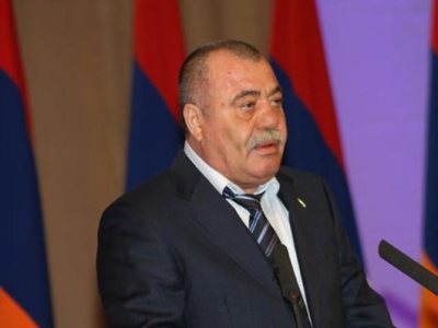 Վազգեն Սարգսյանի մահվանից հետո Մանվել Գրիգորյանը Ամանորը դիմավորում է տանը