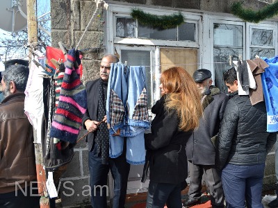 Գյումրիում սպանված Ավետիսյանների հարազատները առաջին անգամ մտնում են նրանց տուն