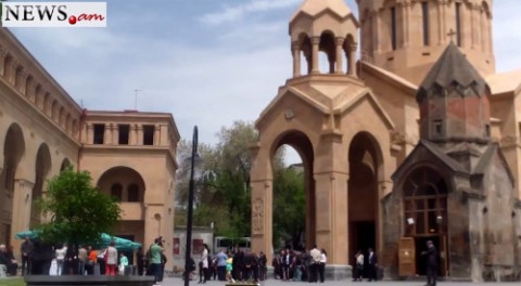 Երեւանի կենտրոնում բացվեցին նոր եկեղեցին եւ Կաթողիկոսի երեւանյան նստավայրը