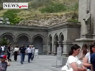 Շեյխուհի Մոզան այցելեց Մատենադարան