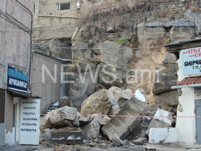 Բաղրամյան 14 շենքի բնակիչը պատմում է, թե ինչպես է տեղի ունեցել քարաթափումը