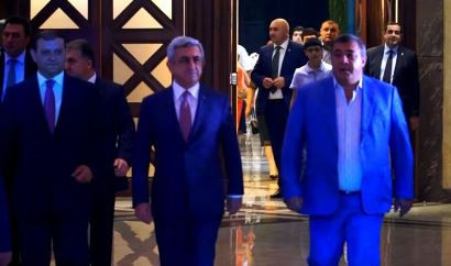 Քաղաքական ողջ էլիտան`քաղաքապետարանի պաշտոնյայի հարսանիքին