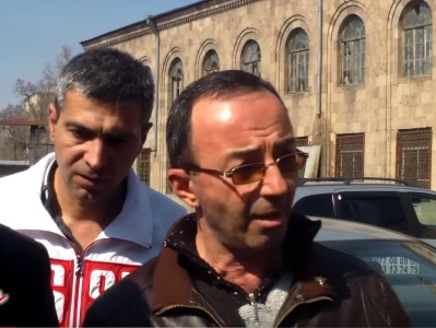 Չլիցենզավորված վարորդներին թող վարորդական իրավունքից զրկեն. բողոքում են տաքսիստները