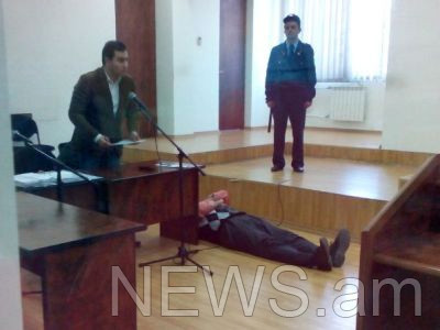 Գասպարիին պառկեց նիստերի դահլիճում. կարգադրիչները նրան դուրս տարան ձեռք ու ոտքից բռնած