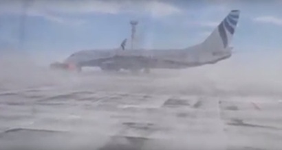 Նորիլսկում քամին «քշում» է 40 տոննա կշռող Boeing-737-ը