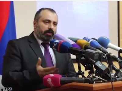 Դավիթ Բաբայանը պատասխանել է լրագրողների հարցերին