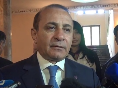 Հովիկ Աբրահամյանը՝ այն մասին, թե ինչու որոշեց Մոսկվա մեկնել