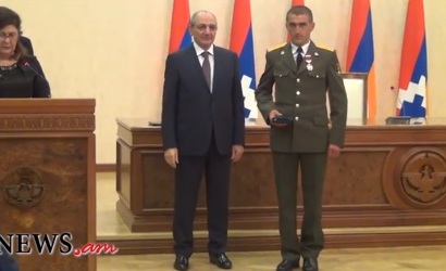 Բակո Սահակյանը պարգեւատրել է քառօրյա պատերազմին մասնակցած զինծառայողների