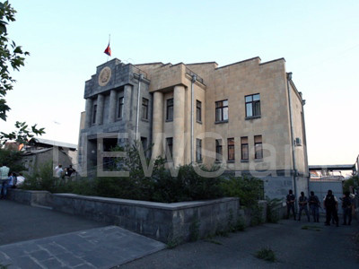 Քանաքեռ-Զեյթունի դատարանում քննում են Սասնա ծռերի անդամներին կալանավորելու հարցը