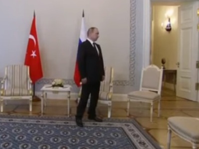 Էրդողանը մի քանի րոպե սպասեցրել է Պուտինին