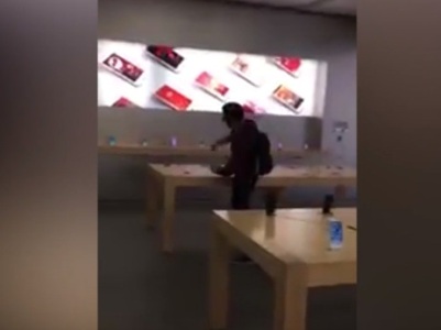 Տղամարդը Ֆրանսիայում մտնում է Apple-ի խանութ եւ կոտրում ցուցադրված iPhone-ները