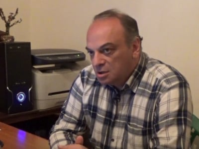 Բոլոր կողմերից տարածք հանձնելու ուղերձն է հղվում Արցախին և Հայաստանին. Արման Մելիքյան