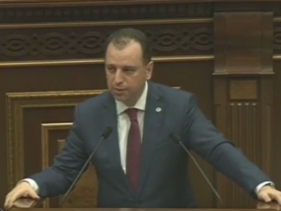 Գեներալիտետը ցեխի պակաս չունի. Վիգեն Սարգսյան