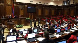 1000 դրամների աղմկահարույց նախագիծը ԱԺ–ն ընդունեց առաջին ընթերցմամբ