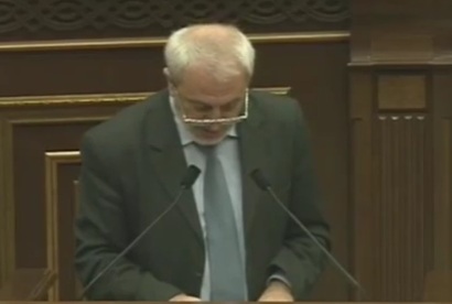 2 ելք կա. ռեալիստական՝ այլմոլորակայինները կփրկեն մեզ և ֆանտաստիկ, որ ինքներս մեզ կփրկենք. Մանուկյան