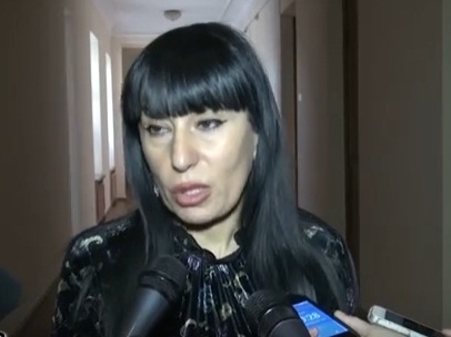 Ծառուկյանը վերադառնում է, դեղատներում վալերիանկայի, կարվալոլի պաշարները սպառվել են. Զոհրաբյան