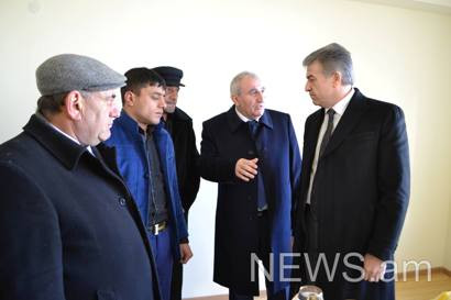 Վարչապետը Գյումրիում այցելել է նոր բնակարաններ ստացած քաղաքացիներին