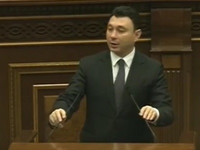 Որ պաշտոնյան բիզնես չունի, ասում են` հարիֆի մեկն ա. Շարմազանով