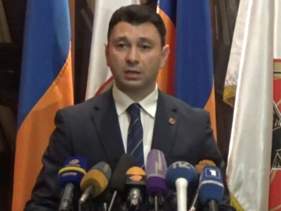 Շարմազանովը` Ծառուկյանի, Աբրահամյանի եւ նախընտրական մյուս ինտրիգների մասին