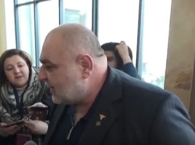 Հա, հերս էլ վարչապետն ա. Սեյրան Սարոյան