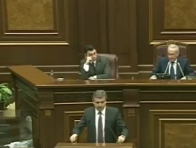 Մի առանձնապես հաճույք չեմ ստանում. վարչապետը՝ լրագրողների հետ շփման մասին