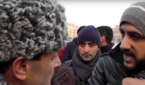 Արթուր Սարգսյանին ազատ արձակելու պահանջով երթ Երեւանում