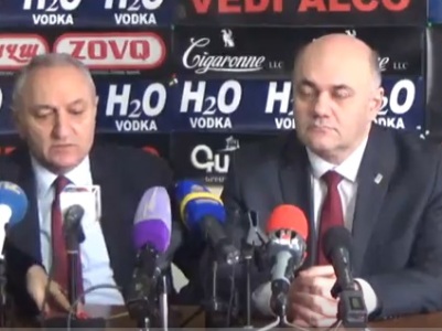 Մենք հո Չինաստանում չենք, որ կոնսոլիդացնենք 1.5 մլրդ-ին. Բոստանջյանի եւ Շահգելդյանի ասուլիսը