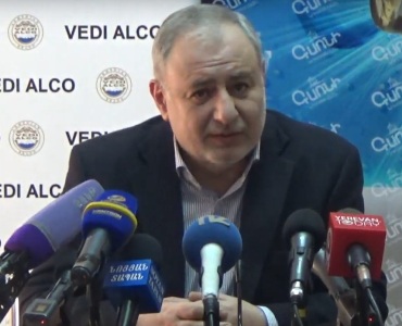 Ինչո՞ւ է Ծառուկյանին քննադատողը միացել «Ծառուկյան» դաշինքին. Արարատ Զուրաբյանի ասուլիսը