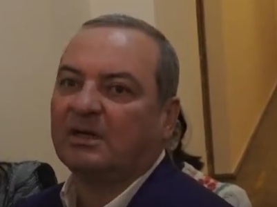 Ինչո՞ւ եք ընտրում իշխանությանը, խորհուրդ կտամ չընտրեք. Կարեն Կարապետյան