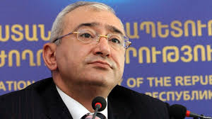 Տիգրան Մուկուչյանը՝ ՀՀԿ քարոզչական կոնֆետների մասին