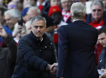 Guardiola, Klopp’s bizarre handshake