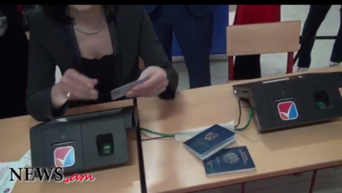 Երեւանում փորձարկվեցին առաջիկա ընտրություններում գրանցման տեխնիկական սարքավորումները