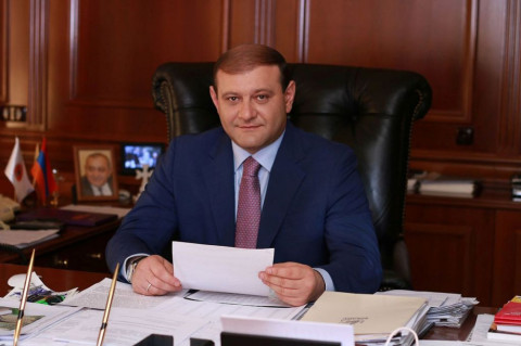 Երեւանն ունի բազում խնդիրներ. Տարոն Մարգարյանը՝ էրեբունցիներին
