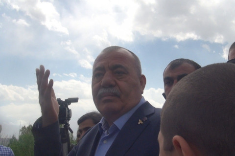 Աղջիկ ջան, եքա մարդ ես, ես գիտեմ՝ դու լուրջ մարդ ես. Մանվել Գրիգորյանը՝ լրագրողին