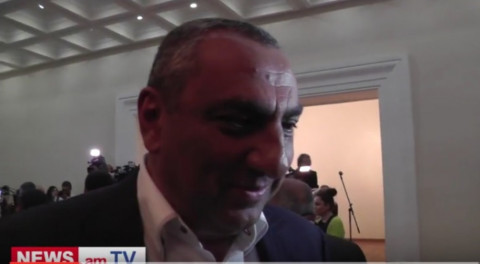 Սամվել Ալեքսանյանը՝ Արթուր Ալեքսանյանի առջեւ արգելք դնելու եւ ընտրողներին կաշառք բաժանելու մասին